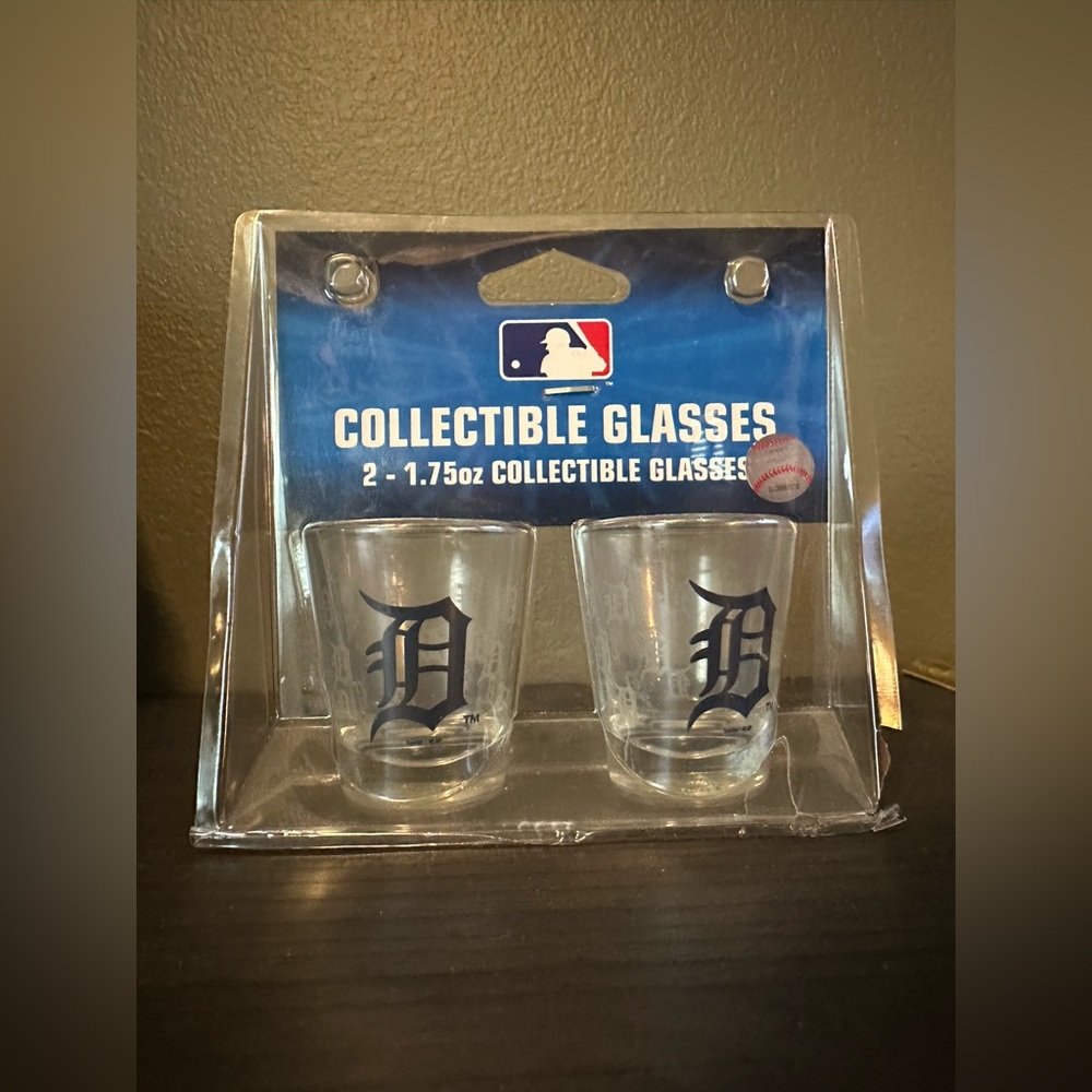 Detroit Tigers Collectible Shot Glasses - Set of 2